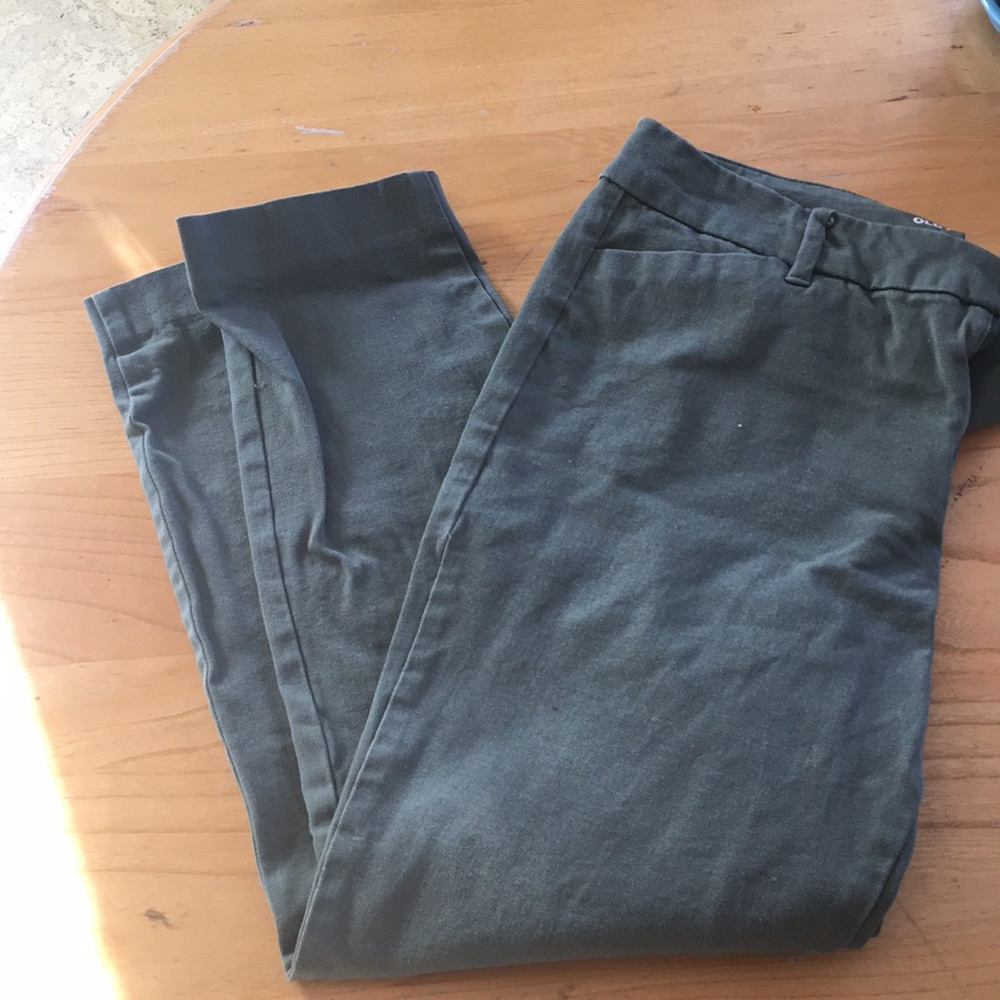 Old Navy pixie chino pant